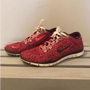 Nike Free 5.0 women's animal print size 8.5